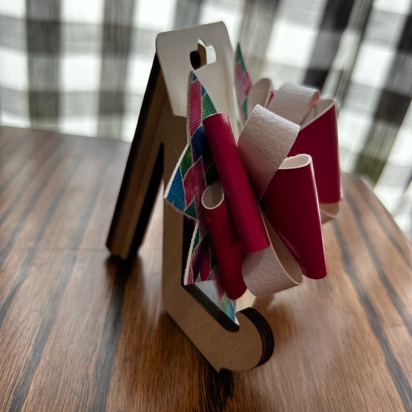 SOLD•Custom Order•Hair Bow - Picture 4 of 6